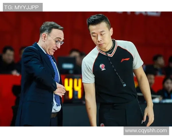 辽宁首次参加CBA联赛，球迷热情高涨支持队伍发挥