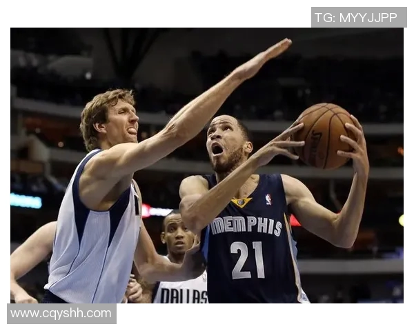 小牛客场力挫灰熊，普尔洛独砍27分成致胜关键